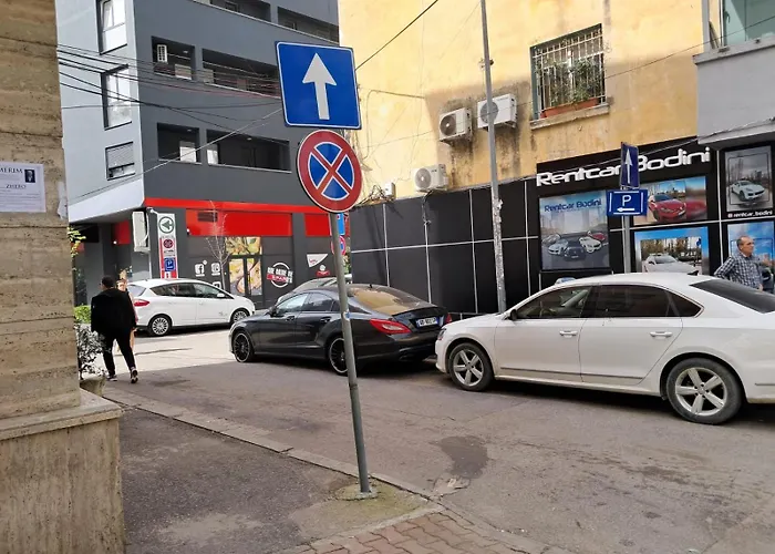 アパート Edea Flat